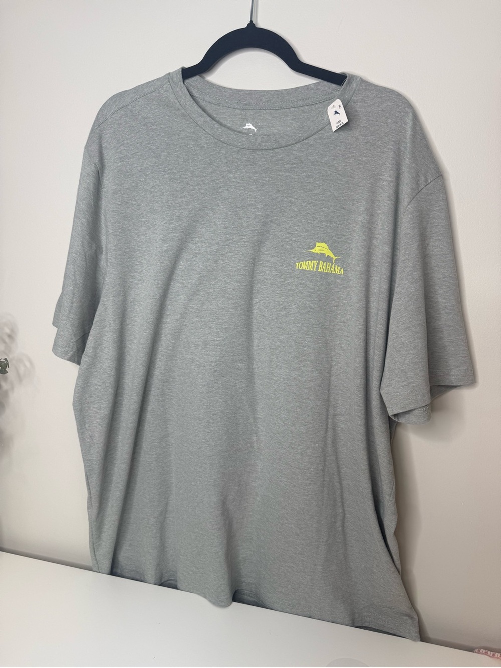 NWT Tommy Bahama Finish Lime Graphic T-Shirt Men’s XXL Gray Cotton Blend Tee